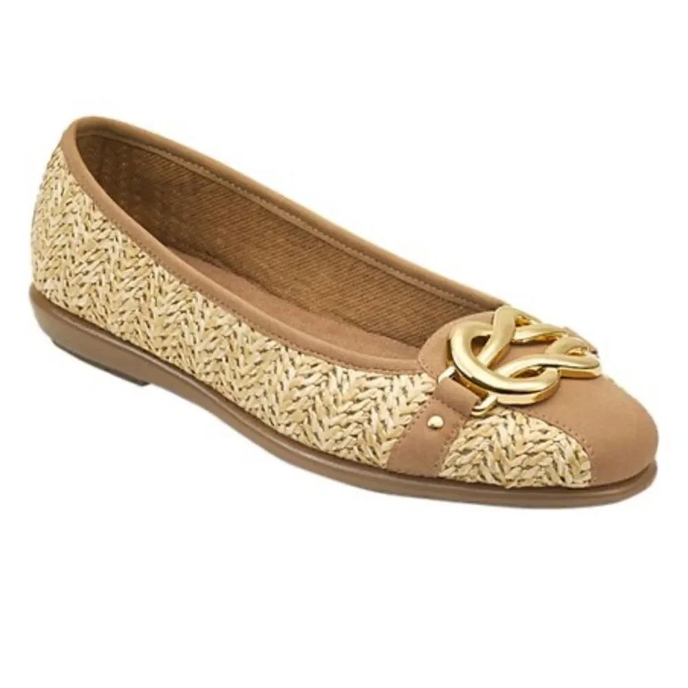 Aerosoles | Natural Big Bet Flat - Women 9